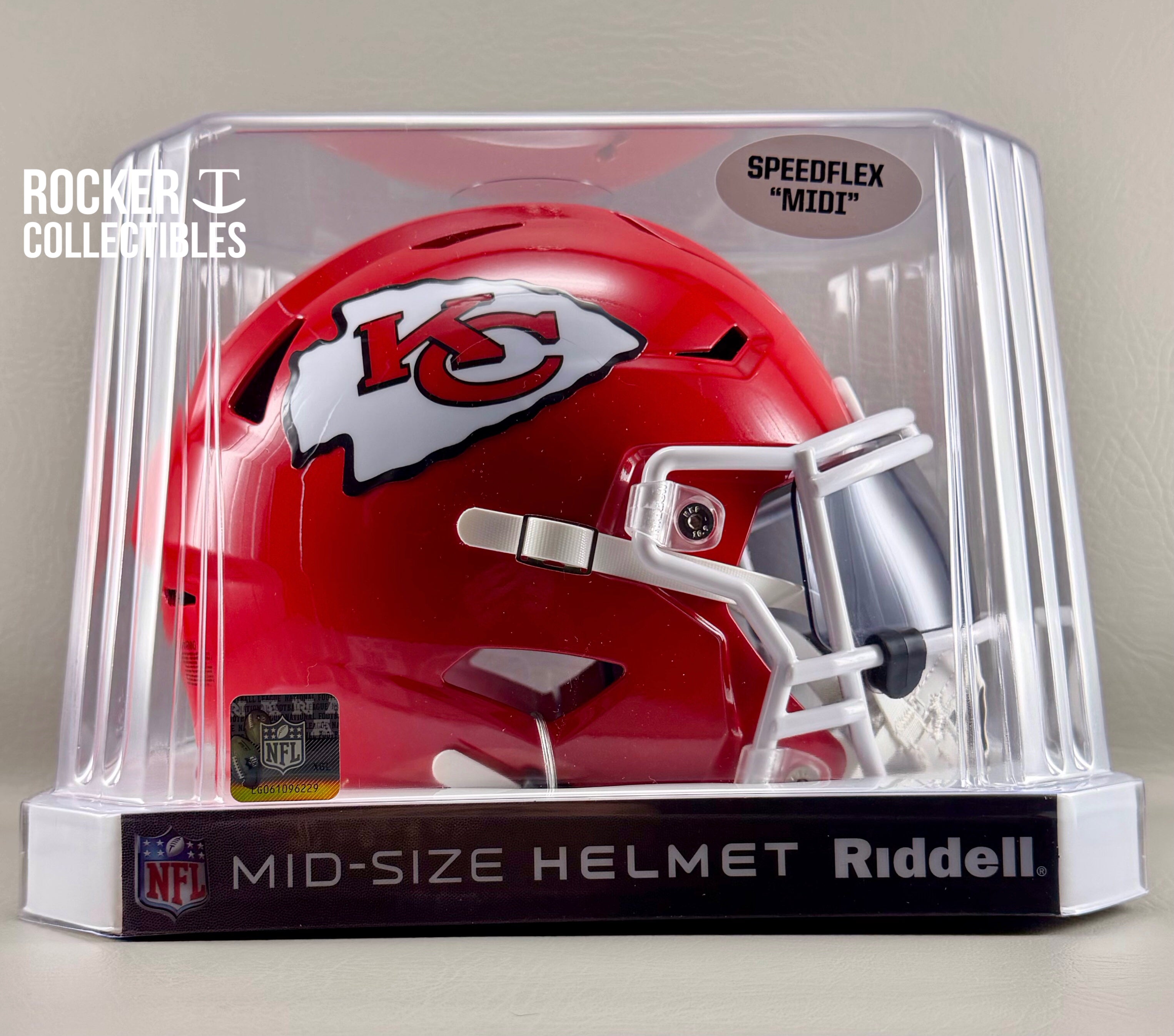 red speedflex helmet Riddell Helmet, In Stock in Europe the Riddell SpeedFlex helmet secured the top spot in the Virginia Tech Helmet Ratings Game Day Skinz SpeedFlex Helmet