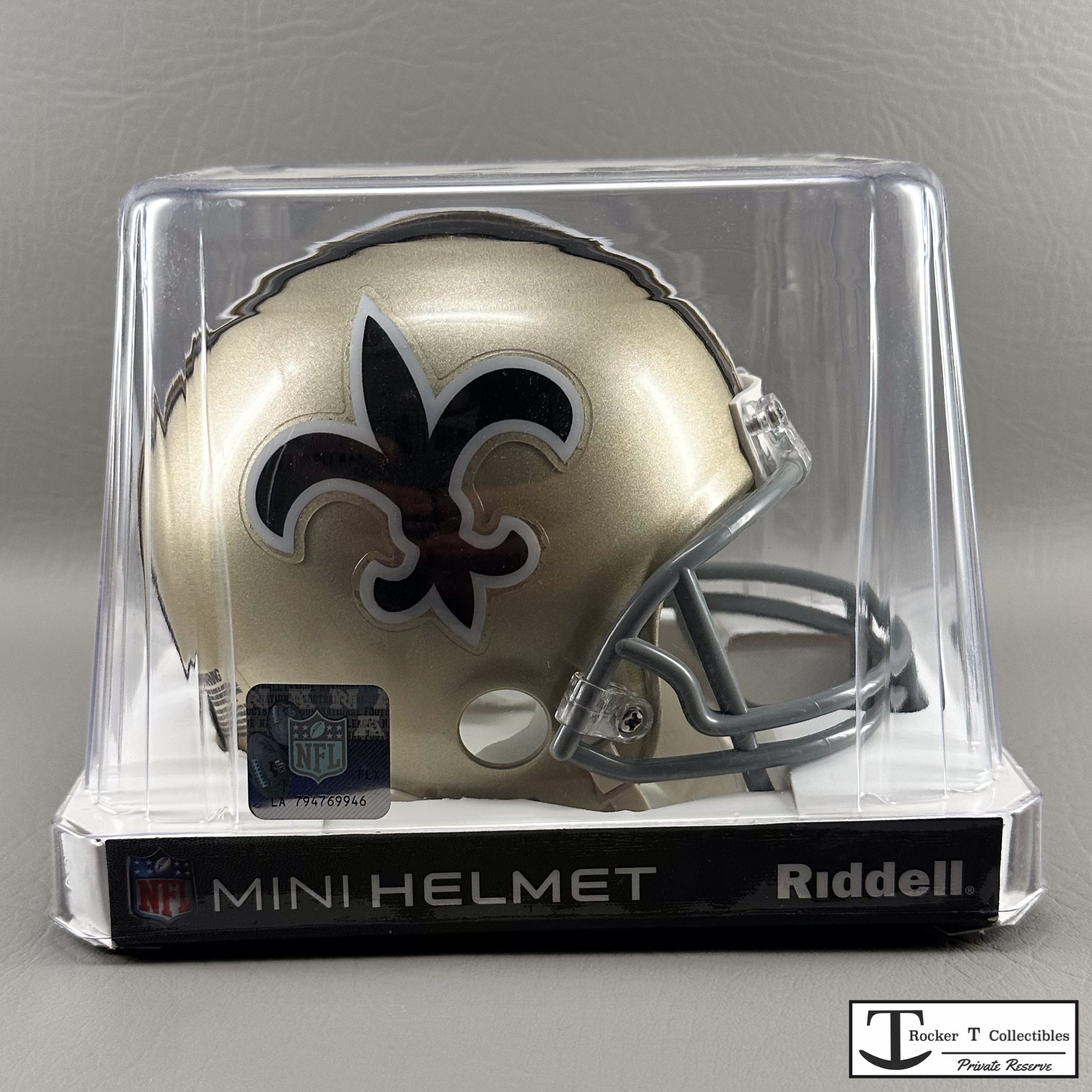 Riddell New Orleans Saints 1967-75 Throwback VSR4 Mini Helmet