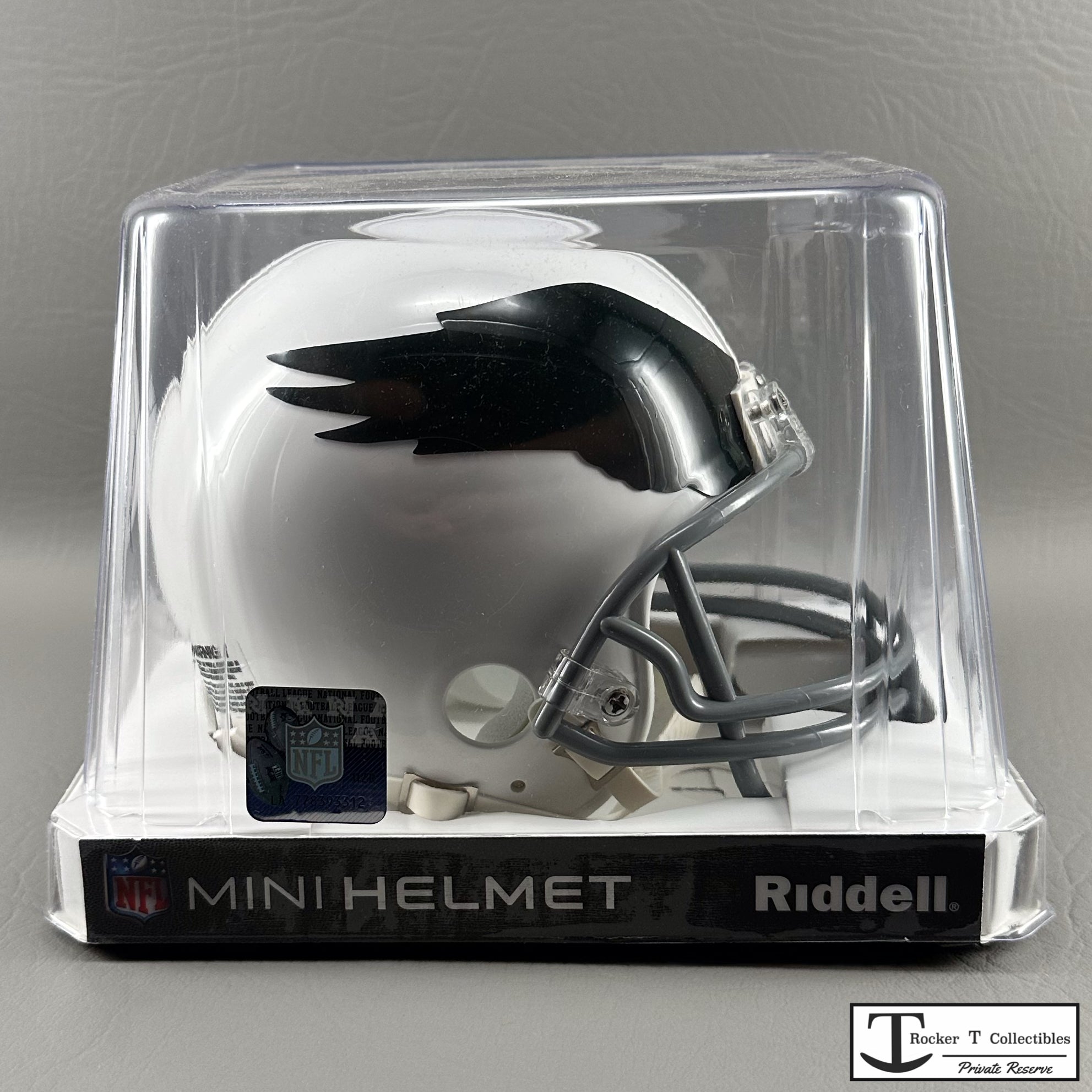 Riddell Philadelphia Eagles 1969-73 Throwback VSR4 Mini Helmet Riddell Philadelphia Eagles 1969-73 Throwback VSR4 Mini Helmet