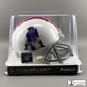 Riddell New England Patriots 1965-1981 Throwback VSR4 Mini Helmet